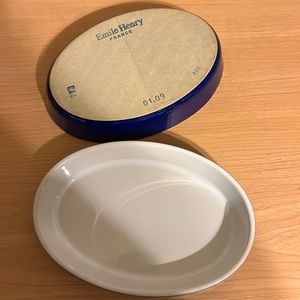 Emile Henry stone cook wears